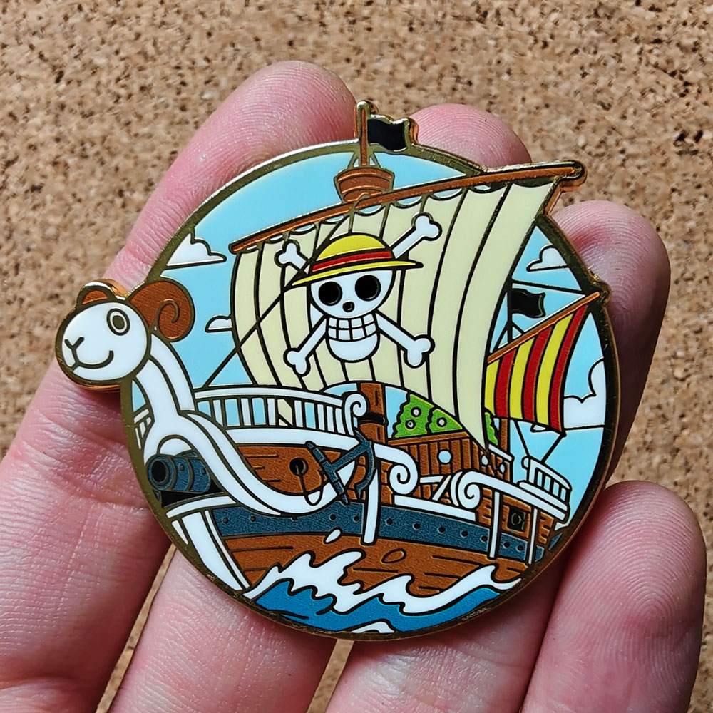 Hermoso broche de esmalte duro - Tuxedo Lapel Pin reseña y precio